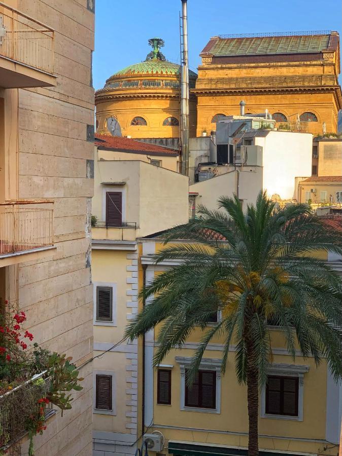 B&B Ungheria Ottantaquattro Palermo Esterno foto