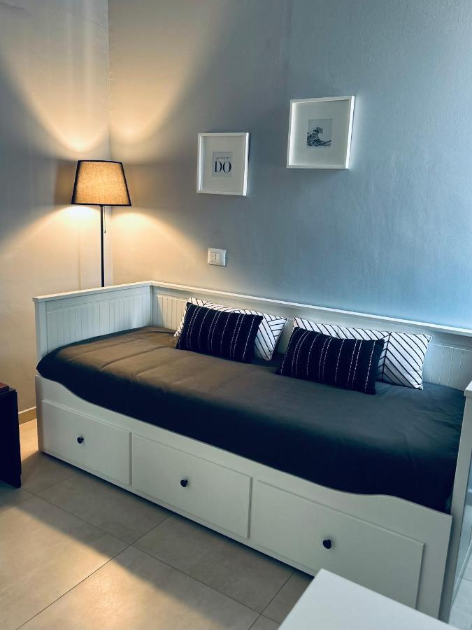 B&B Ungheria Ottantaquattro Palermo Esterno foto