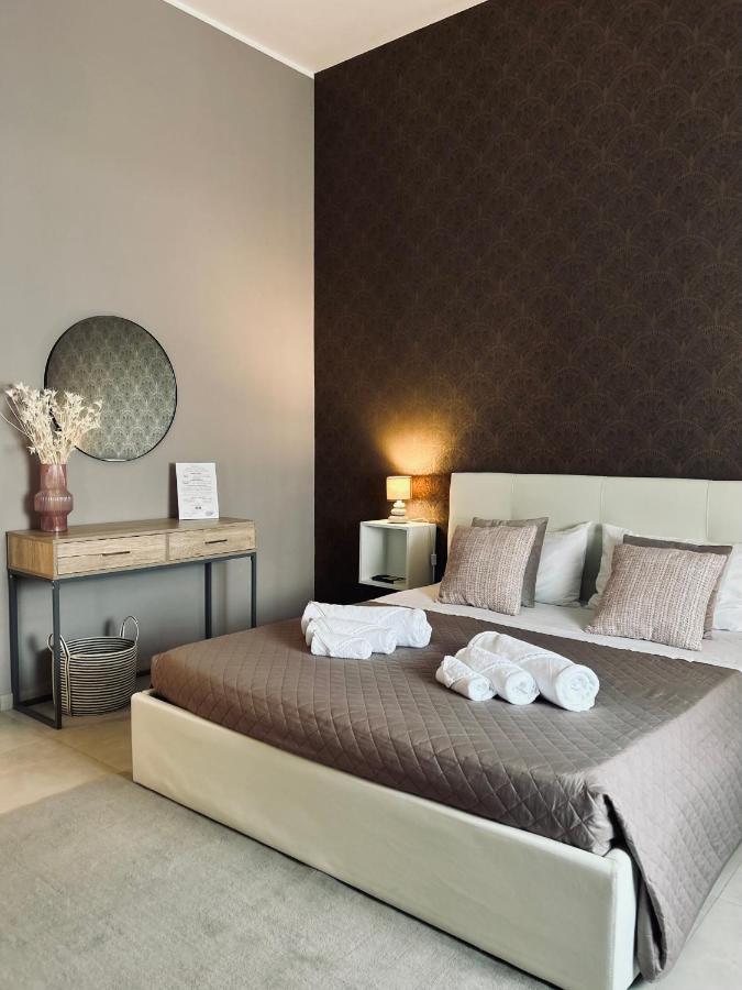 B&B Ungheria Ottantaquattro Palermo Esterno foto