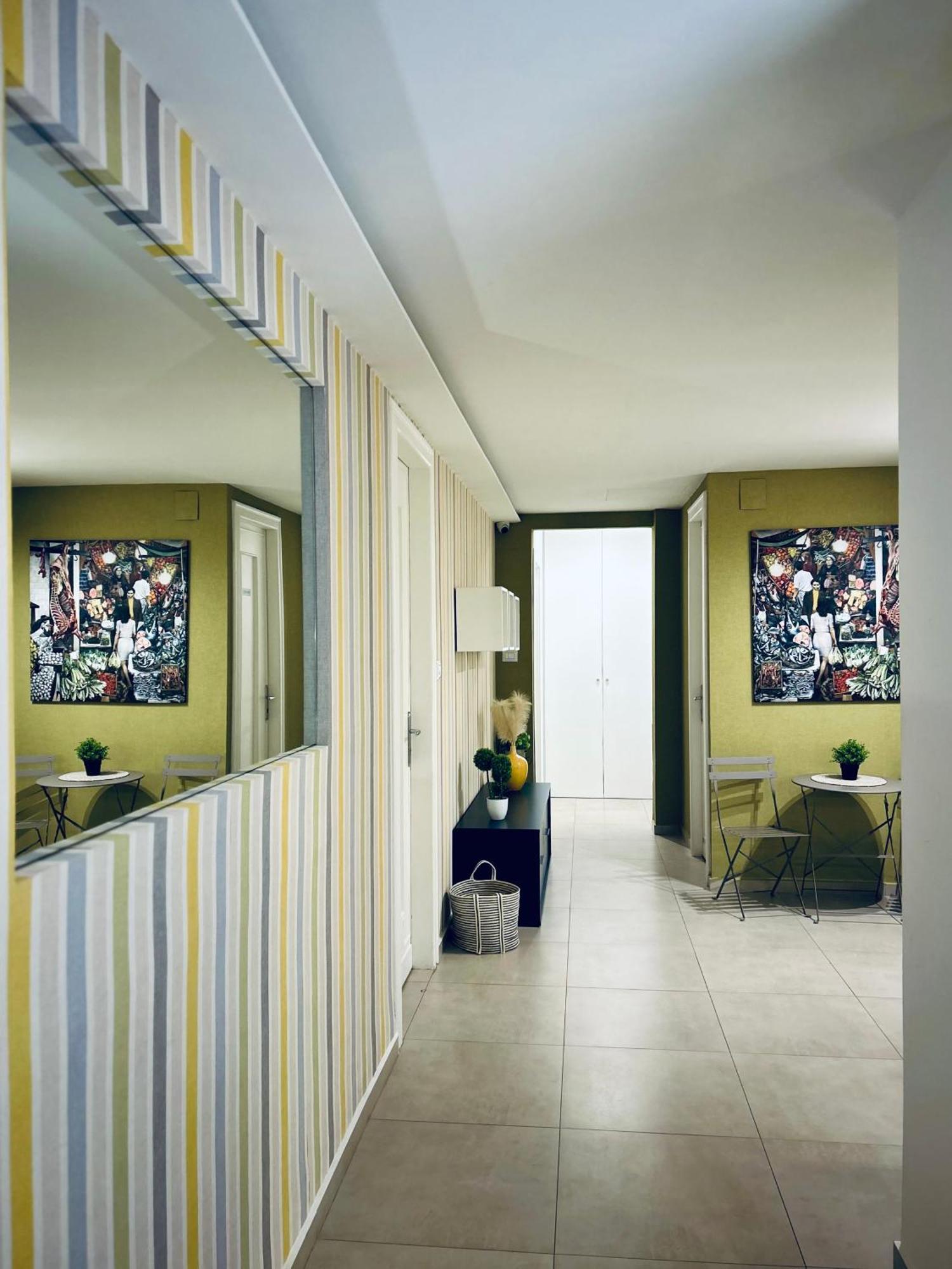 B&B Ungheria Ottantaquattro Palermo Esterno foto