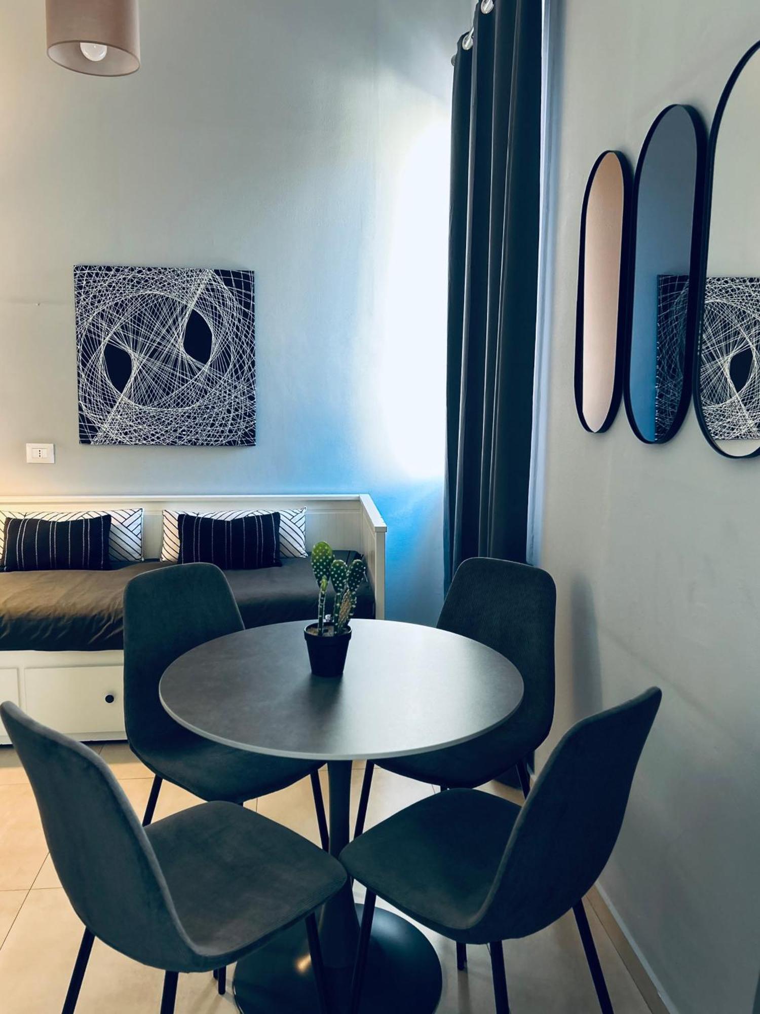 B&B Ungheria Ottantaquattro Palermo Esterno foto